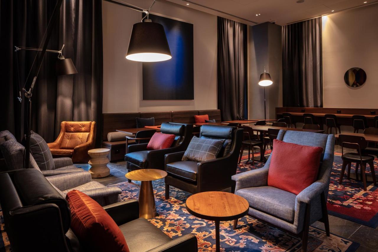 Next Hotel Melbourne, Curio Collection By Hilton Kültér fotó The lounge at the hotel