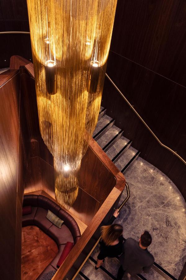 Next Hotel Melbourne, Curio Collection By Hilton Kültér fotó The staircase