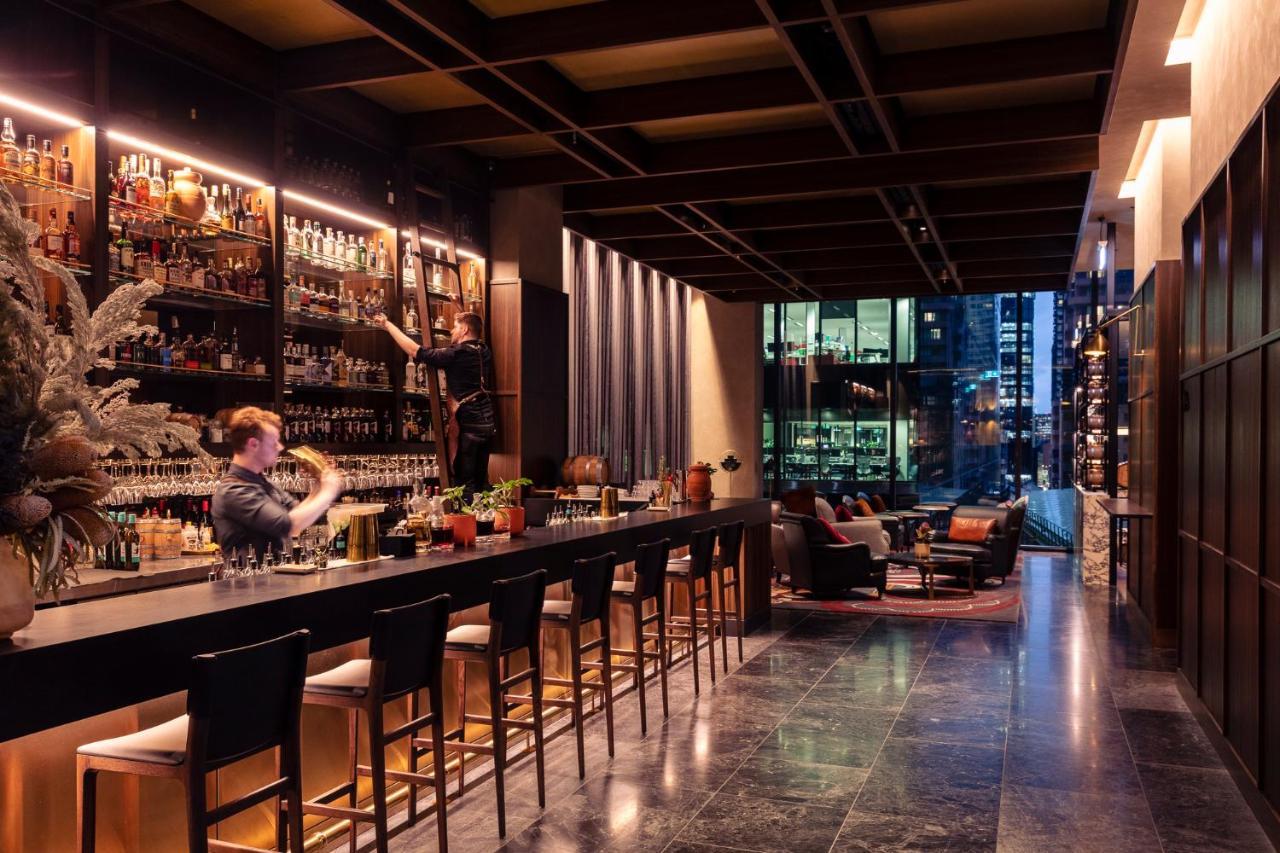 Next Hotel Melbourne, Curio Collection By Hilton Kültér fotó The Bar at The Standard London